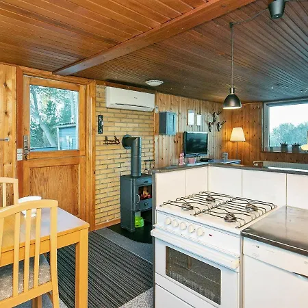 Vakantiehuis Three-bedroom Holiday In Saeby 17 *
